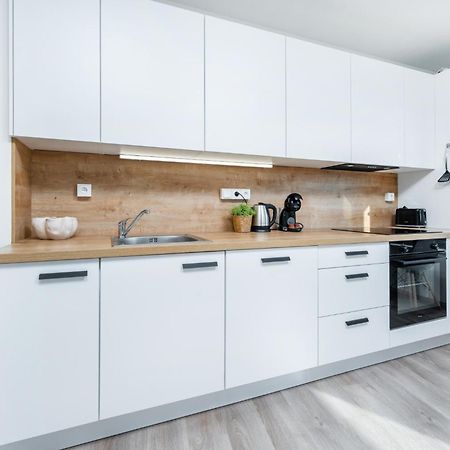 Mymozart Apartments Prague By Rentero Property Bagian luar foto