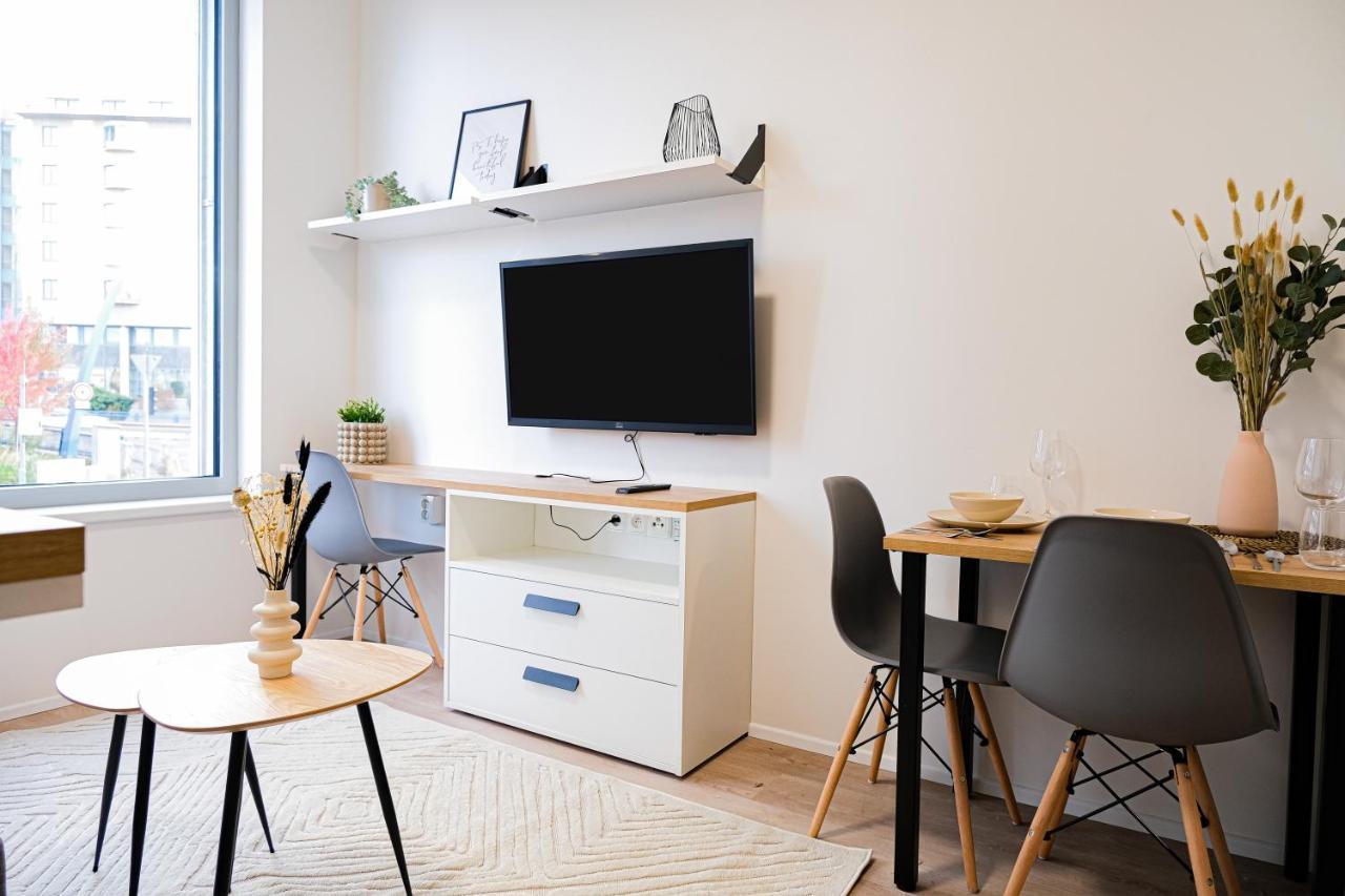 Mymozart Apartments Prague By Rentero Property Bagian luar foto