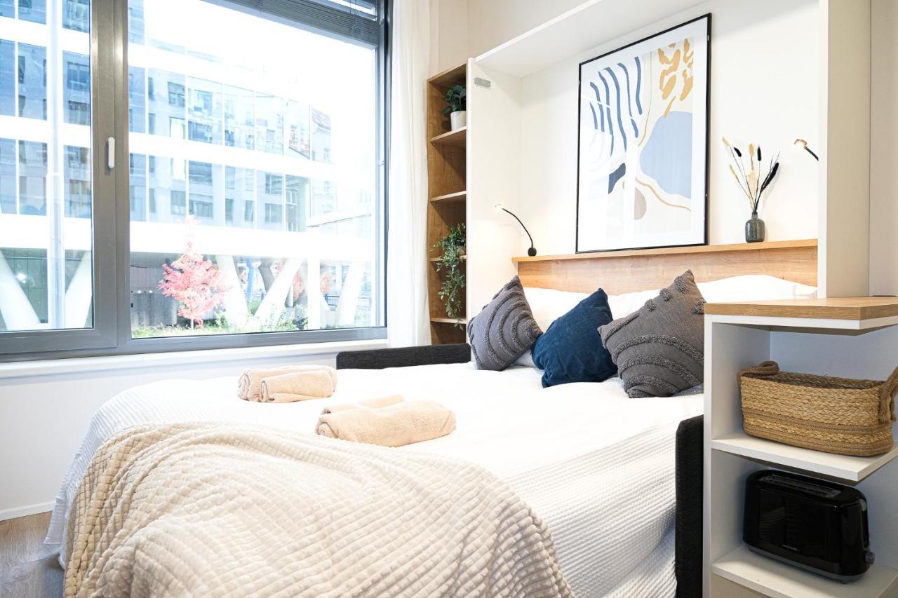 Mymozart Apartments Prague By Rentero Property Bagian luar foto