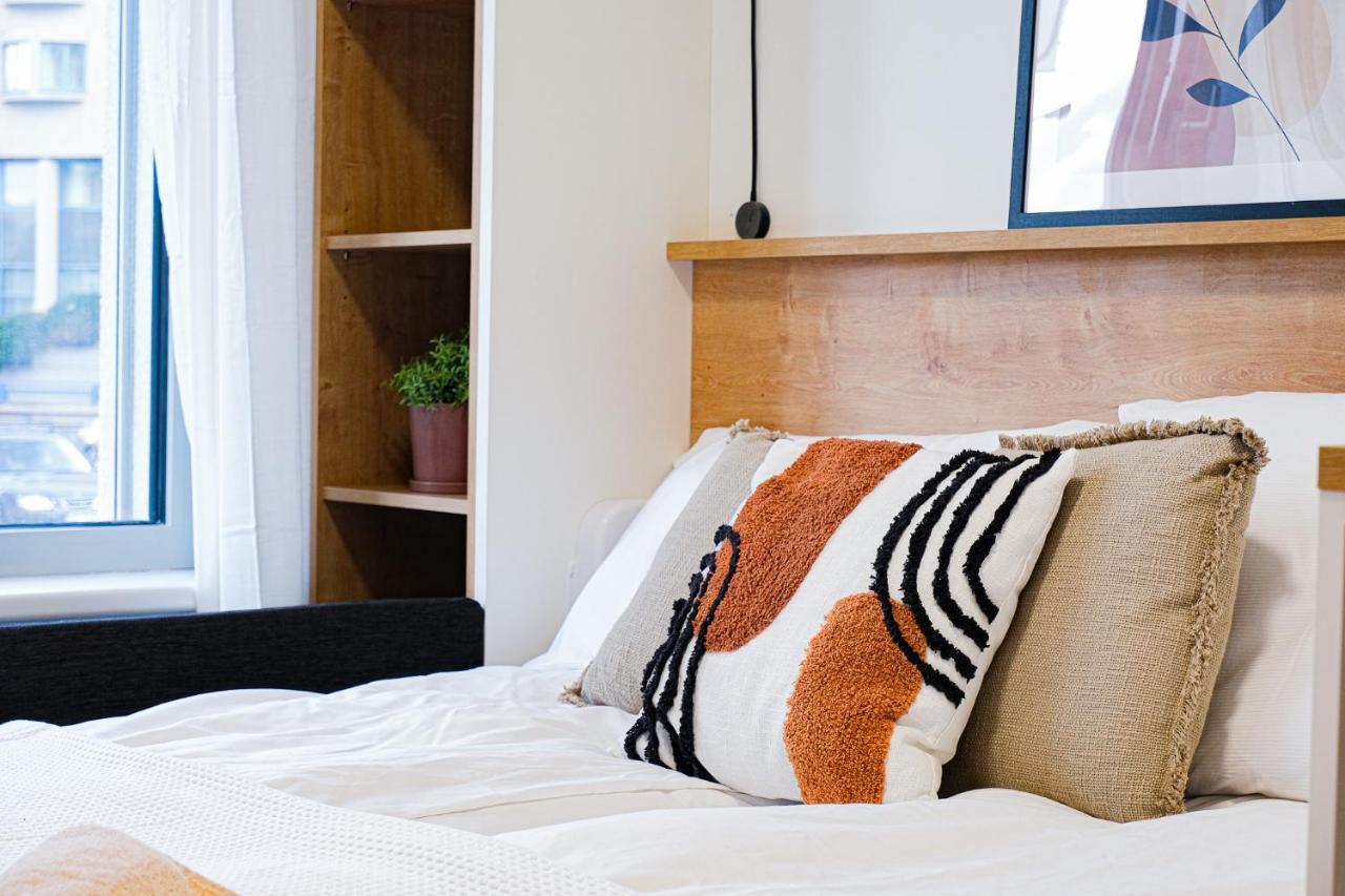 Mymozart Apartments Prague By Rentero Property Bagian luar foto
