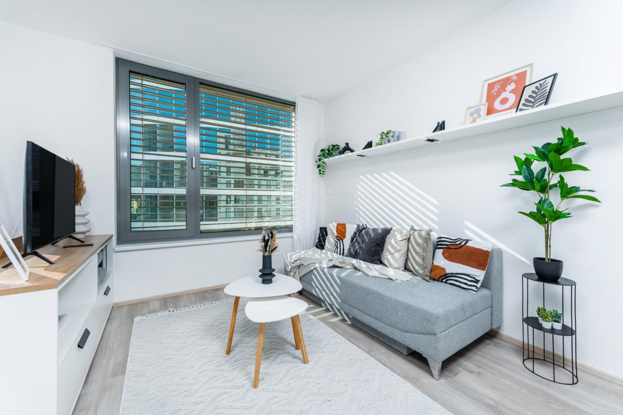 Mymozart Apartments Prague By Rentero Property Bagian luar foto