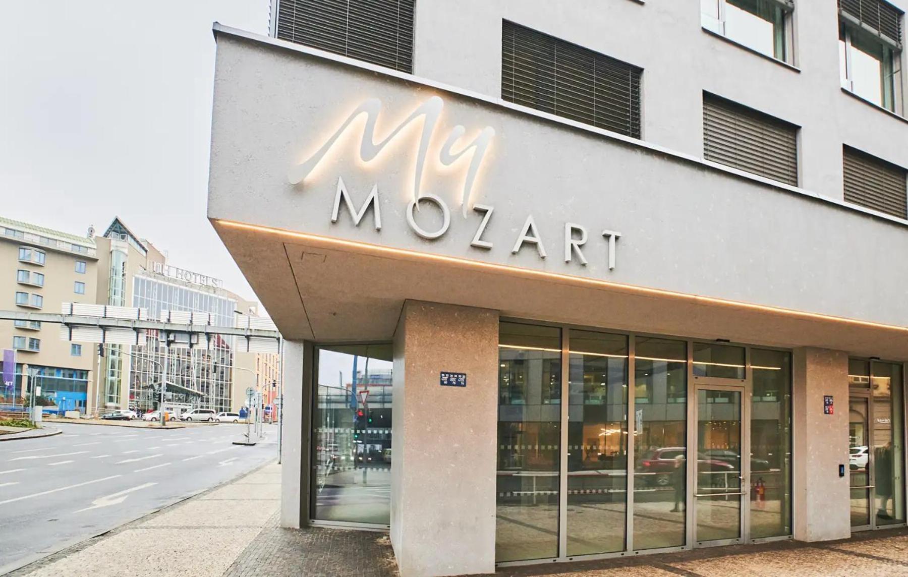 Mymozart Apartments Prague By Rentero Property Bagian luar foto