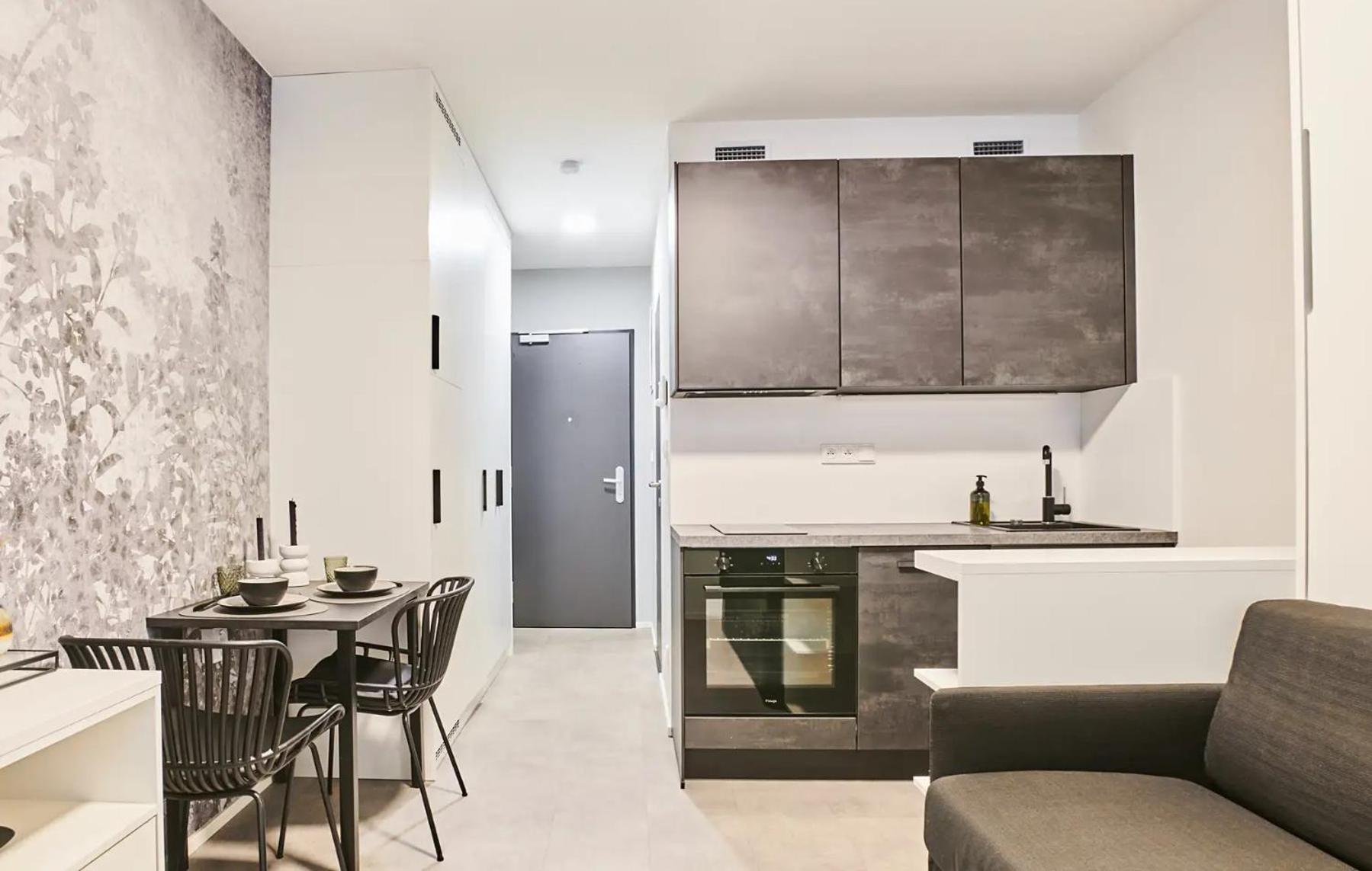 Mymozart Apartments Prague By Rentero Property Bagian luar foto